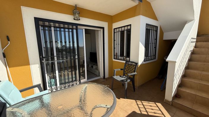 Image No.15-2 Bed Property for sale