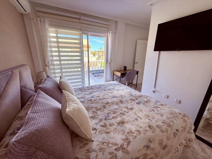 Image No.14-3 Bed Property for sale