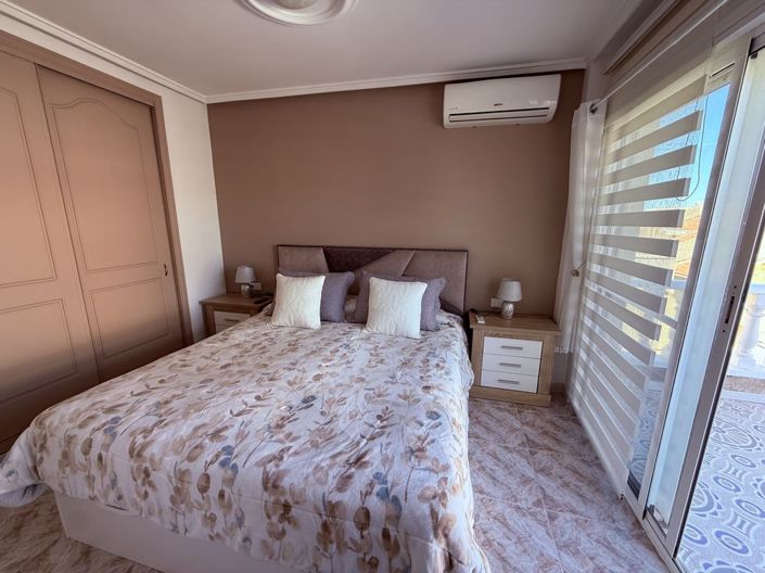 Image No.16-3 Bed Property for sale