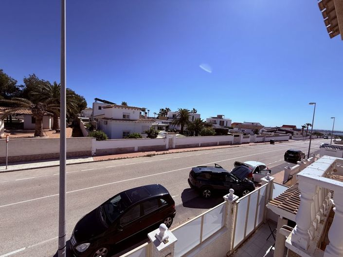 Image No.23-3 Bed Property for sale