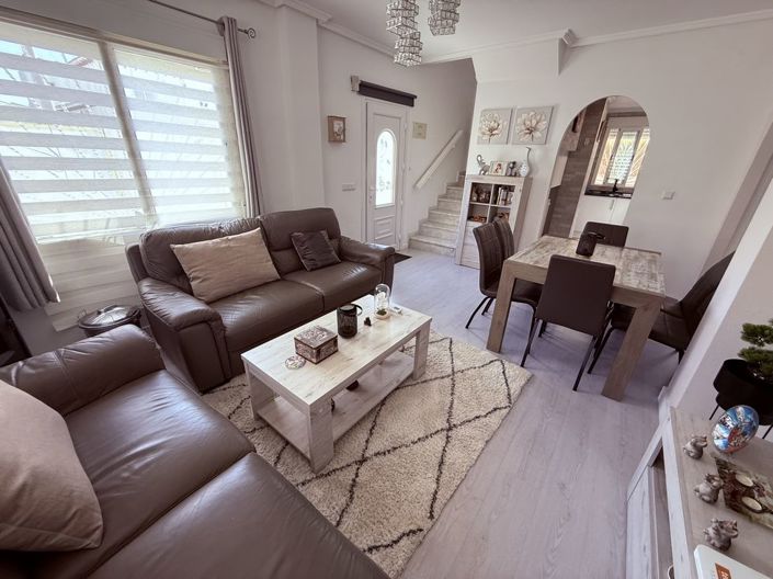 Image No.4-3 Bed Property for sale