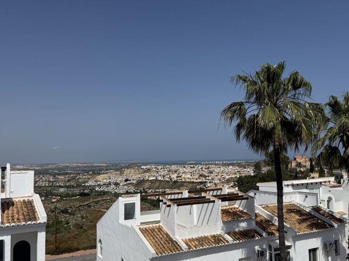 Image No.18-3 Bed Property for sale
