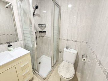 6843groundfloorapartmentwithparking1707261200