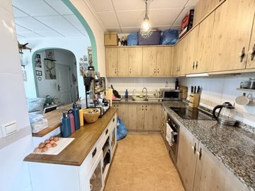 7216groundfloorapartment190826111809tnimg5713