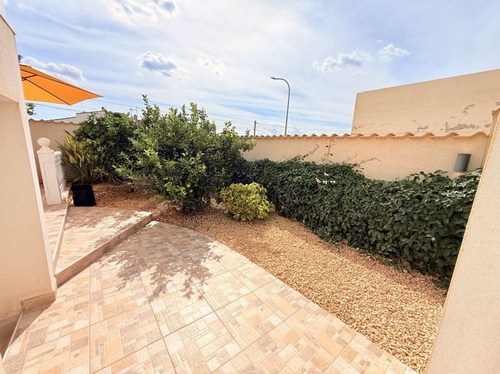 Image No.16-2 Bed Property for sale