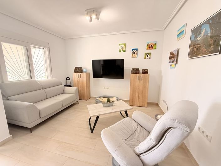 Image No.8-2 Bed Property for sale
