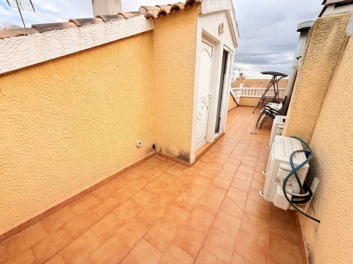 Image No.22-3 Bed Property for sale