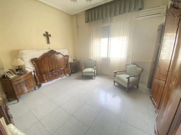 7840groundfloorapartmentoverlookingtheriver14