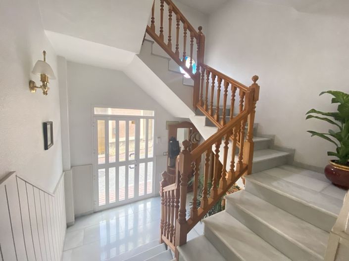 Image No.16-3 Bed Property for sale