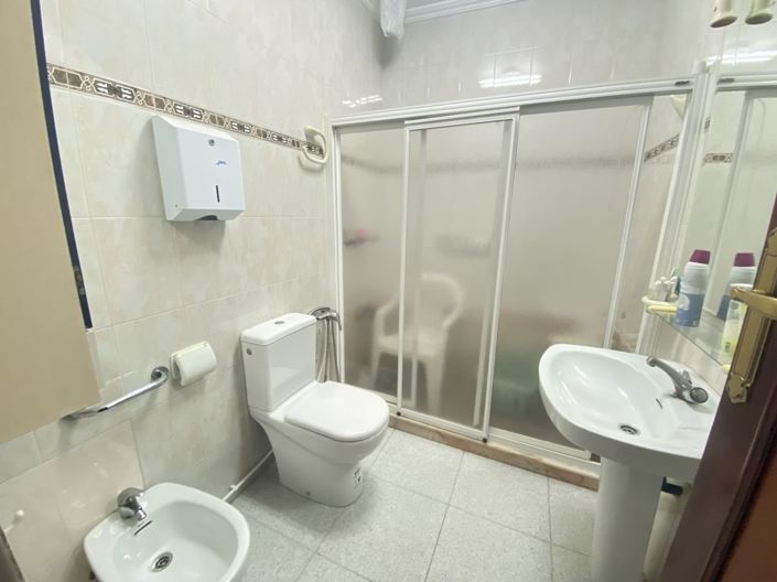 Image No.5-3 Bed Property for sale