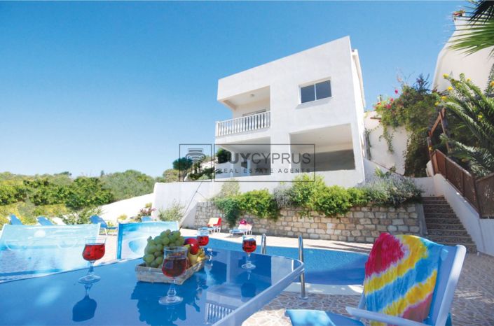 Image No.2-5 Bed Villa for sale