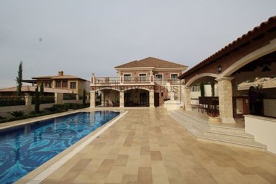 Detached Villa For Sale  in  Aphrodite Hills