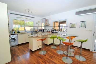 Detached Villa For Sale  in  Acheleia