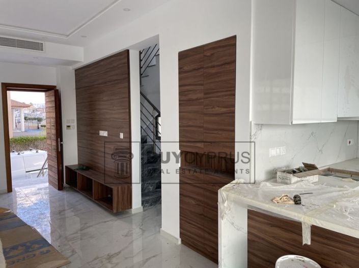 Image No.18-Villa de 4 chambres à vendre à Kissonerga