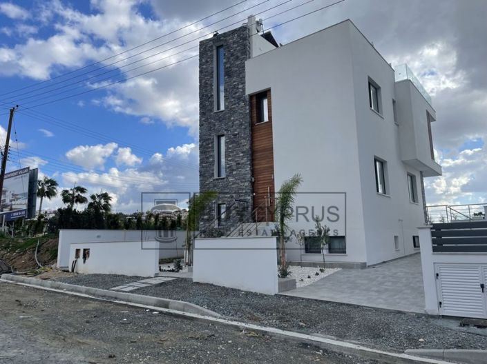 Image No.40-Villa de 4 chambres à vendre à Kissonerga