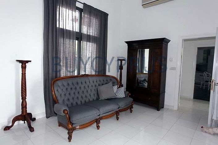 Image No.7-7 Bed Villa for sale