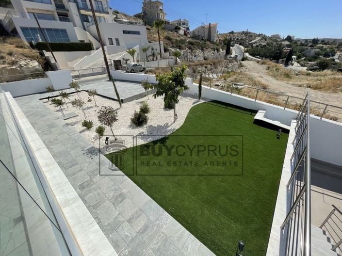 Image No.22-Villa de 5 chambres à vendre à Yeroskipou