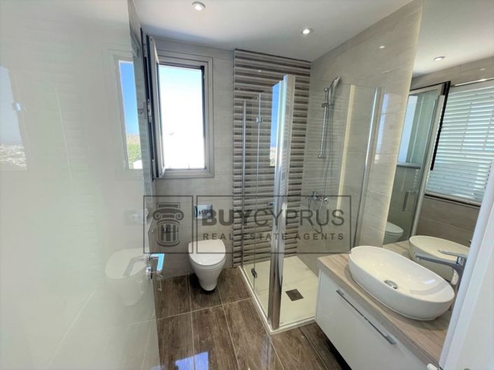 Image No.47-Villa de 5 chambres à vendre à Yeroskipou