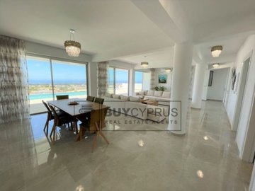Detached Villa For Sale  in  Yeroskipou