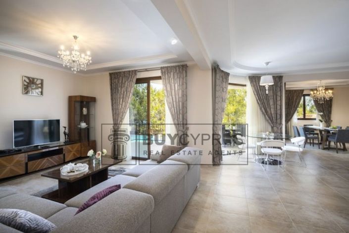 Image No.15-5 Bed Villa for sale