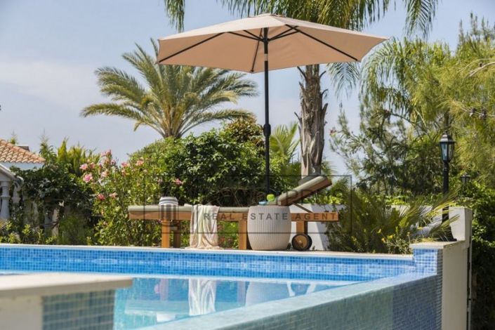 Image No.2-5 Bed Villa for sale