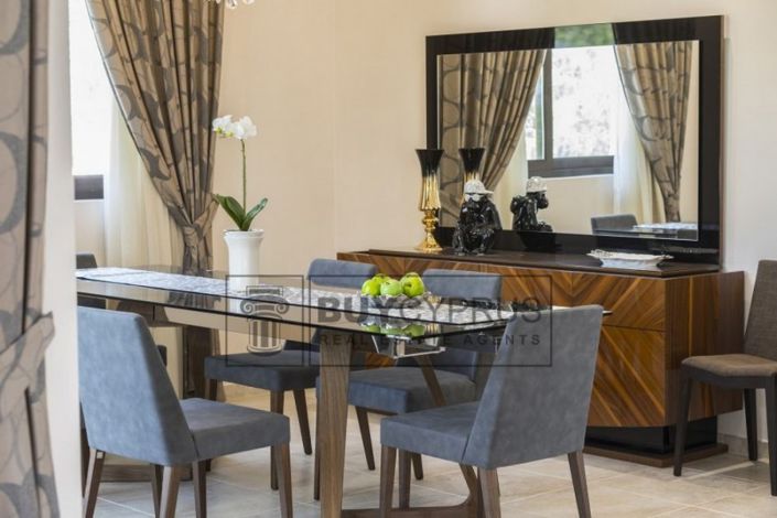 Image No.27-5 Bed Villa for sale