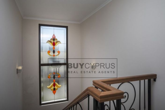 Image No.30-5 Bed Villa for sale