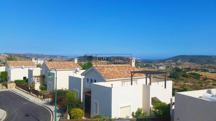 Image No.2-Villa de 2 chambres à vendre à Monagrouli