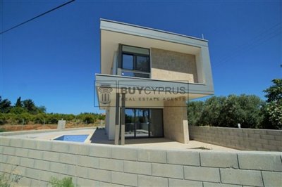 Semi Detached Villa For Sale  in  Trachoni