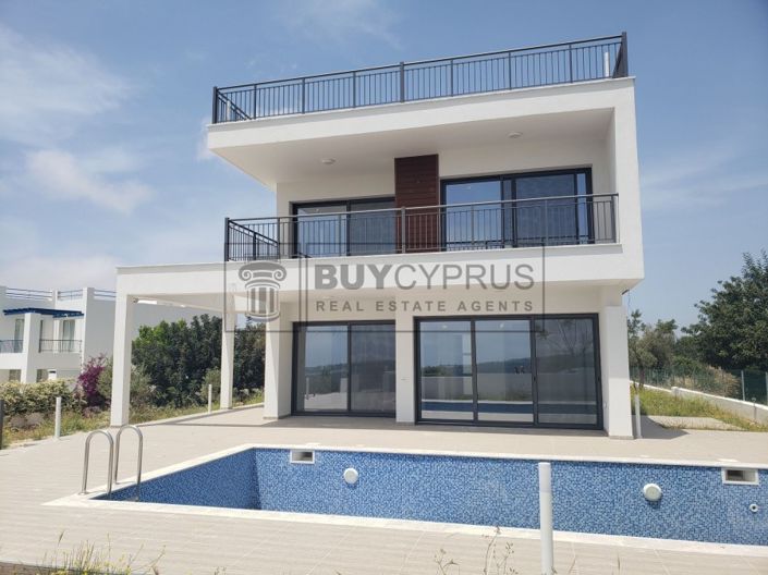 Image No.1-4 Bed Villa for sale