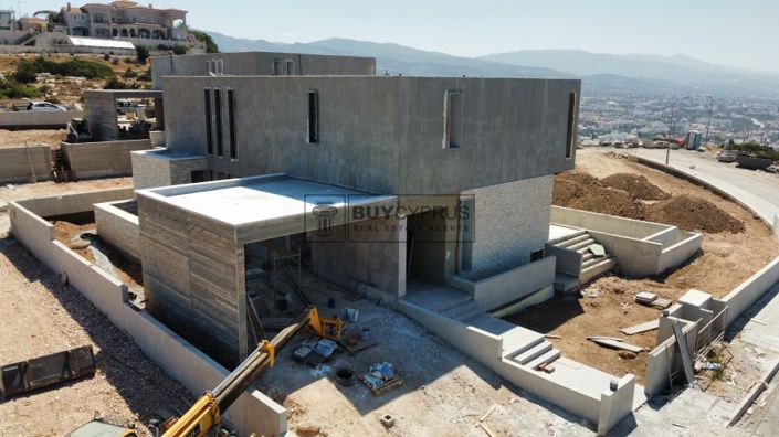 Image No.10-3 Bed Villa for sale