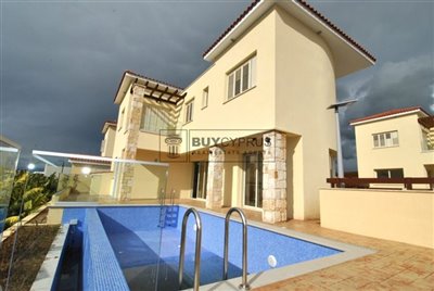 Detached Villa For Sale  in  Kissonerga