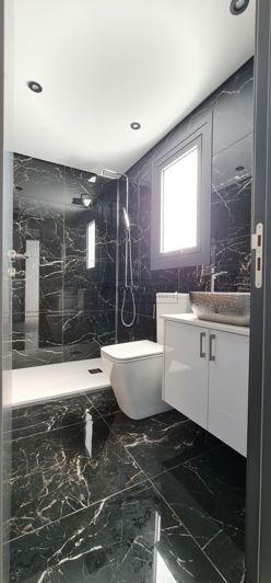 Image No.26-3 Bed Villa for sale