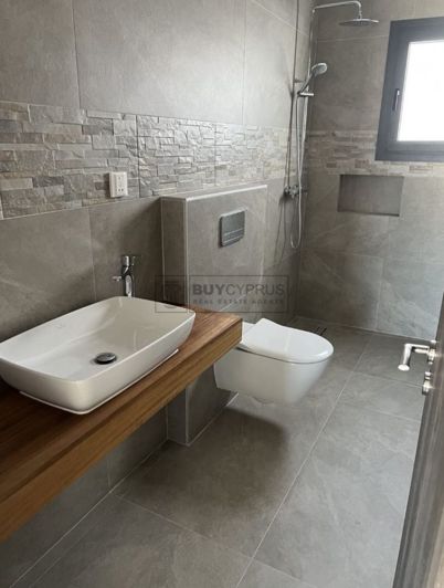 Image No.28-3 Bed Villa for sale