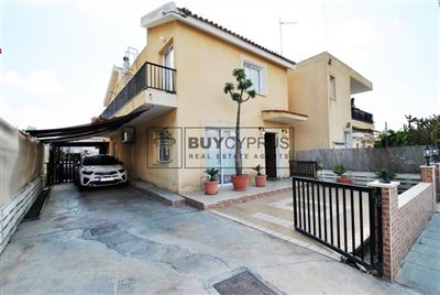 Detached Villa For Sale  in  Universal