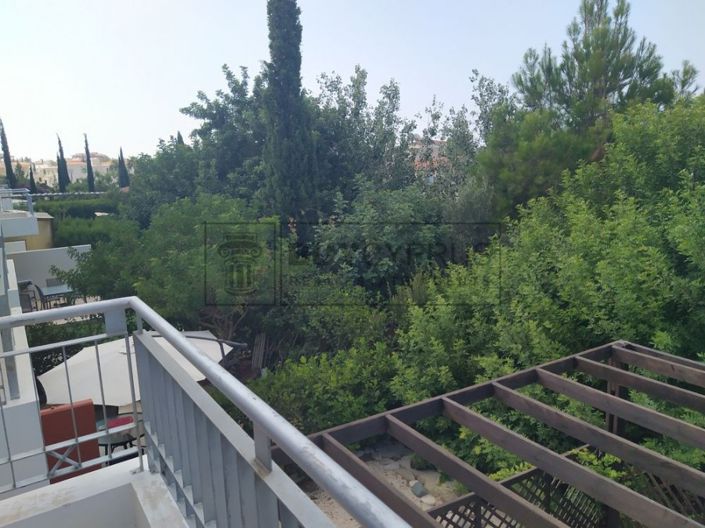 Image No.18-2 Bed Townhouse for sale