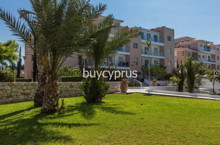 Image No.19-2 Bed Townhouse for sale