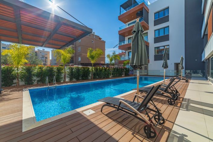 Image No.1-4 Bed Penthouse for sale