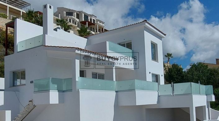 Image No.1-3 Bed Villa for sale