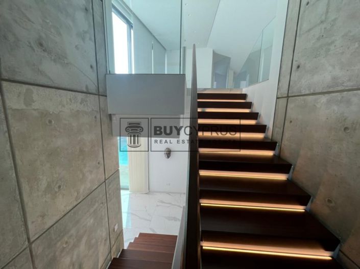 Image No.11-3 Bed Villa for sale