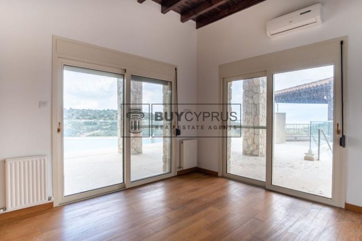 Image No.15-3 Bed Villa for sale