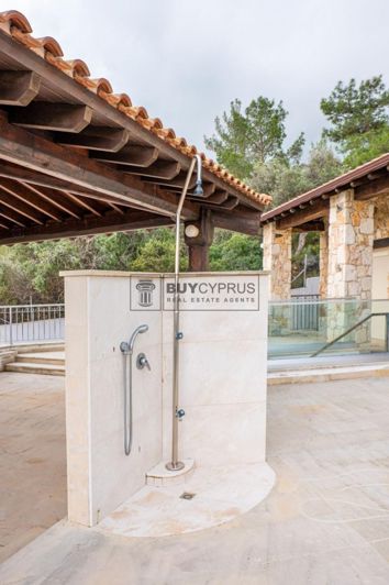 Image No.20-3 Bed Villa for sale