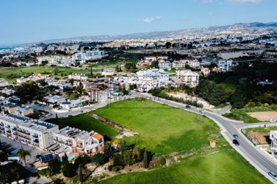 Apartment For Sale  in  Tombs of the Kings