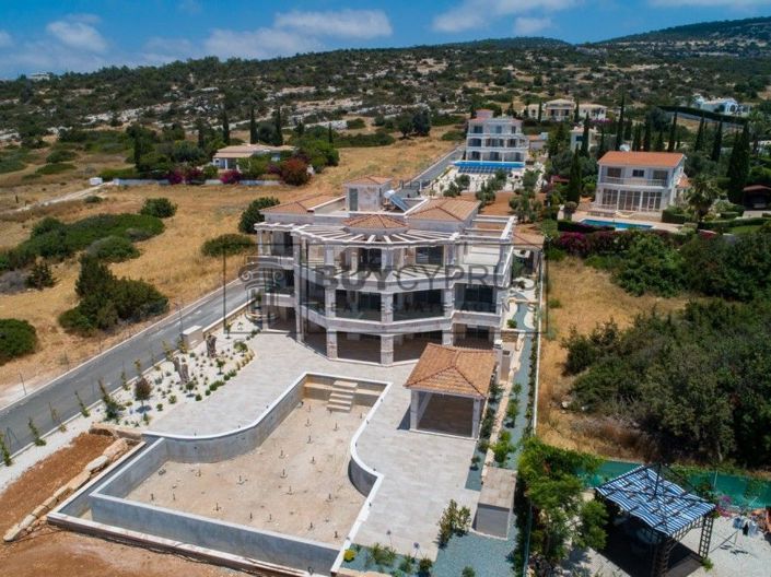 Image No.31-7 Bed Villa for sale