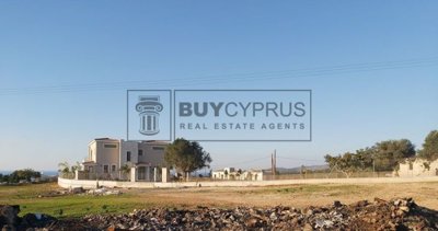 Detached Villa For Sale  in  St.George - Sea Caves