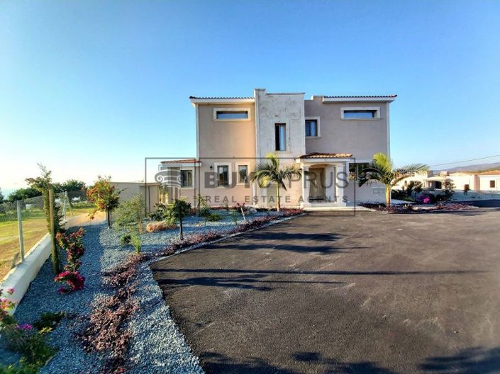 Image No.4-4 Bed Villa for sale