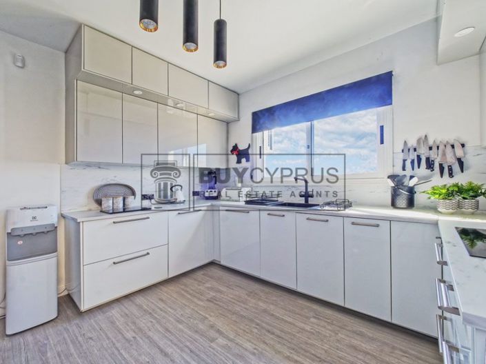 Image No.13-4 Bed Villa for sale