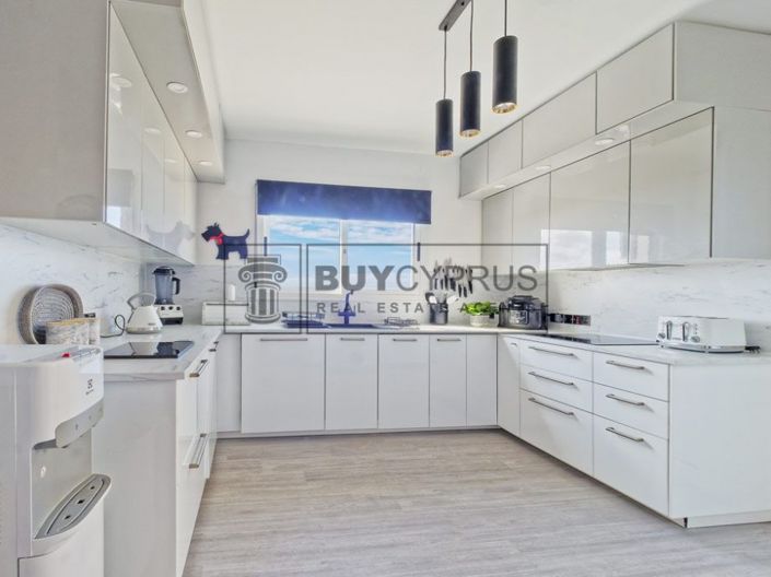 Image No.14-4 Bed Villa for sale