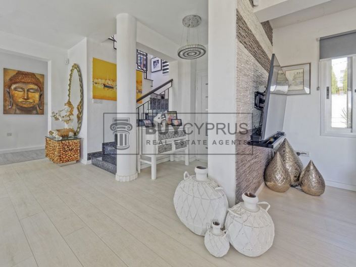 Image No.15-4 Bed Villa for sale