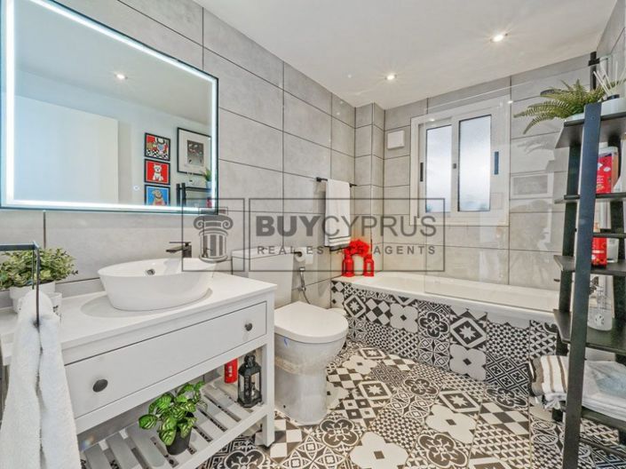 Image No.25-4 Bed Villa for sale